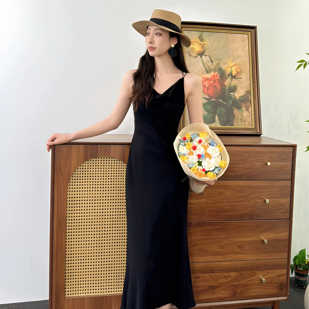 AMASS/阿玛施夏季时尚性感法式打底显瘦吊带连衣裙长裙   5500456