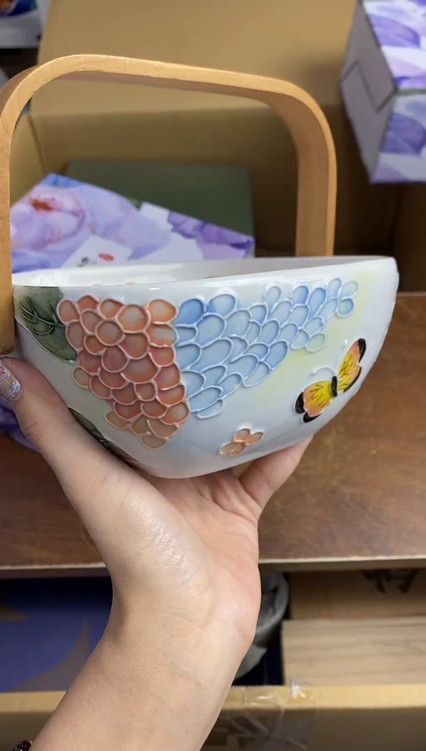 【闪购商品】瓷片隆莲瓷器欢迎大家