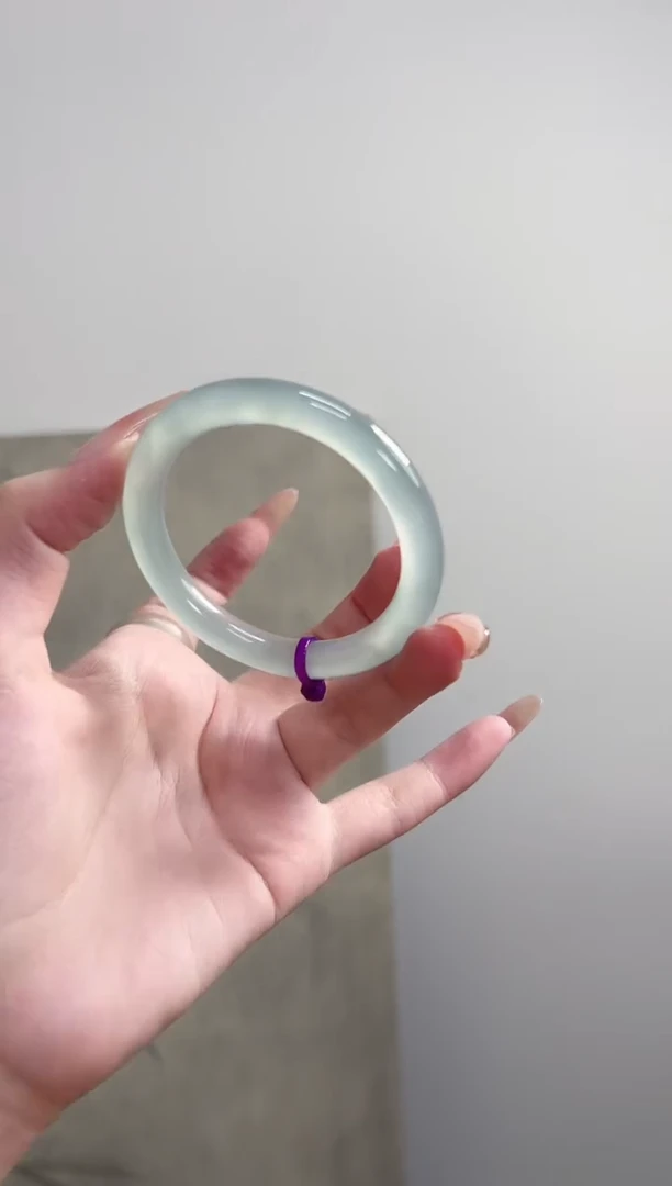 【闪购商品】玛瑙/玉髓手镯未镶嵌50-51圈 需要包容圆条