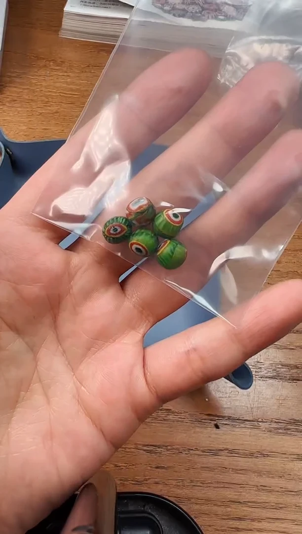 【闪购商品】树脂制品【 肖钟出品 】随发1颗