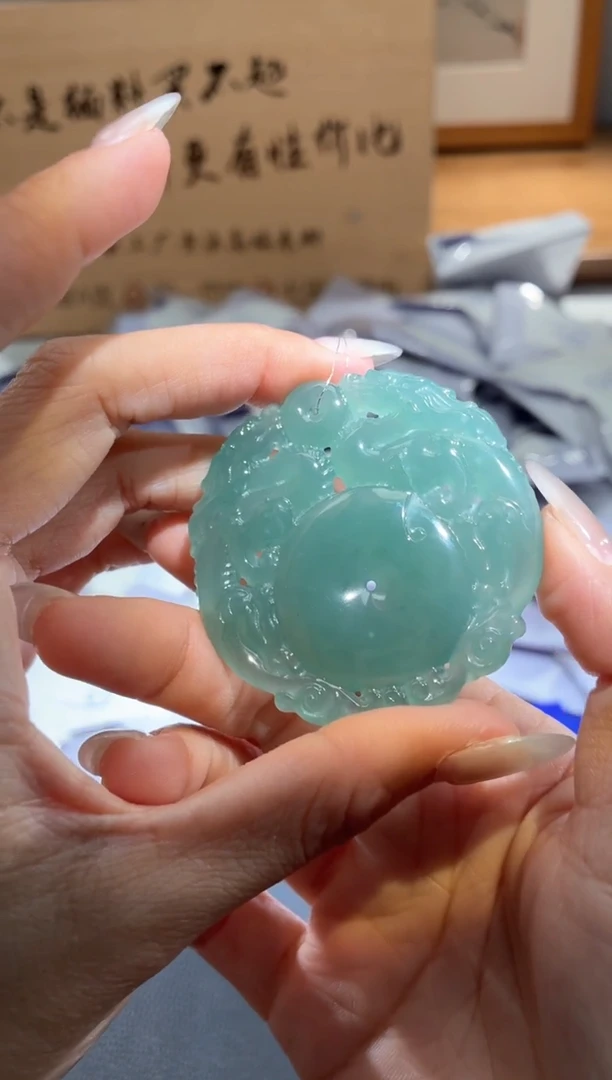 吊坠(不含链)未镶嵌翡翠龙扣