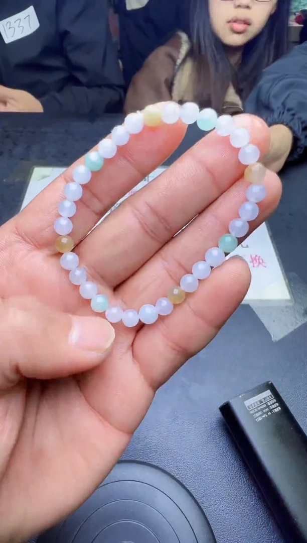 颈饰未镶嵌翡翠天然翡翠A货