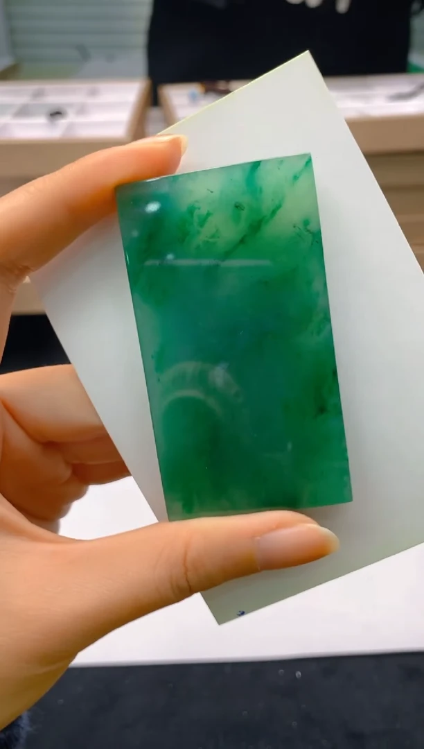 【闪购商品】石英质玉颈饰未镶嵌冰美人非洲翠135