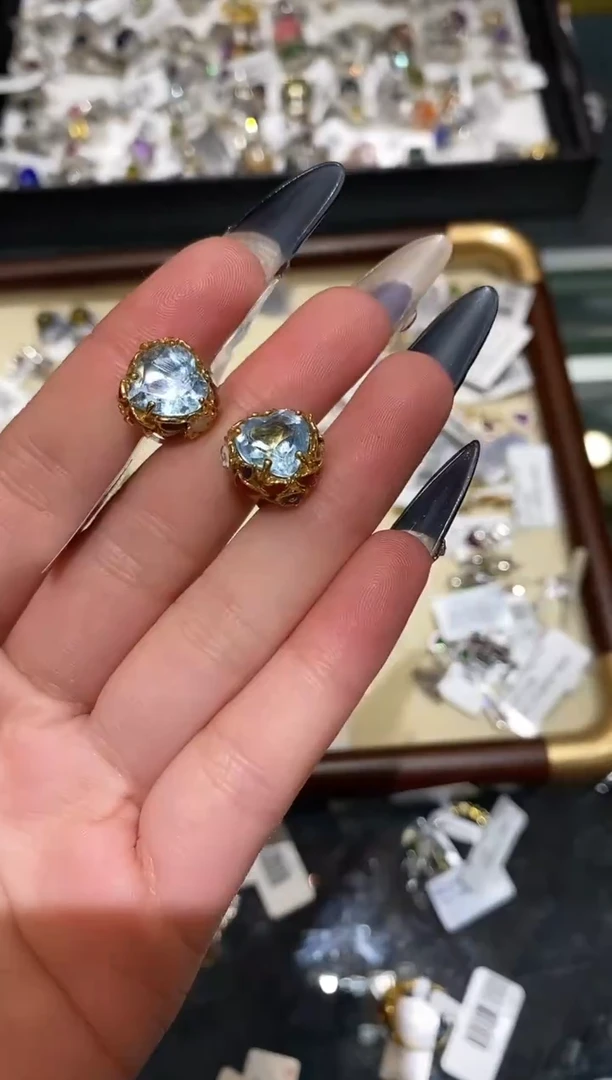 银S925镶嵌托帕石耳饰楚楚珠宝中古甄选不退换