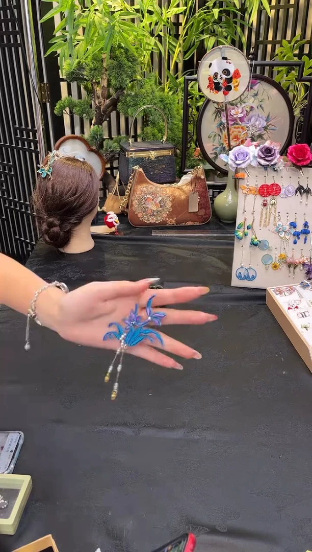 织绣．****洋非遗绒花手工饰品