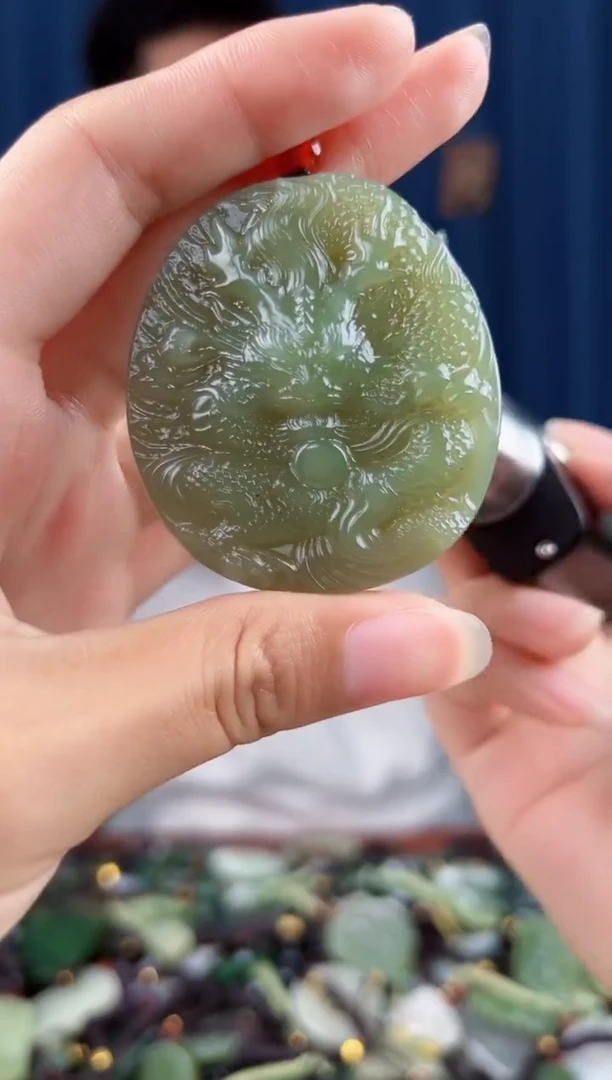 未镶嵌和田玉挂件拍一发一