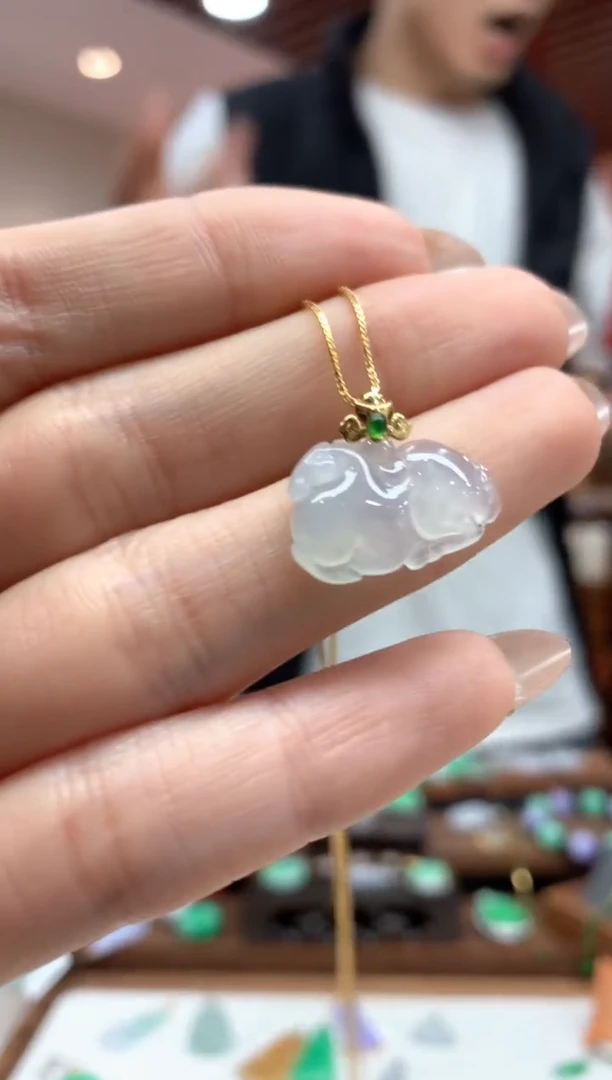 【闪购商品】翡翠吊坠(不含链)18K金镶嵌唐马