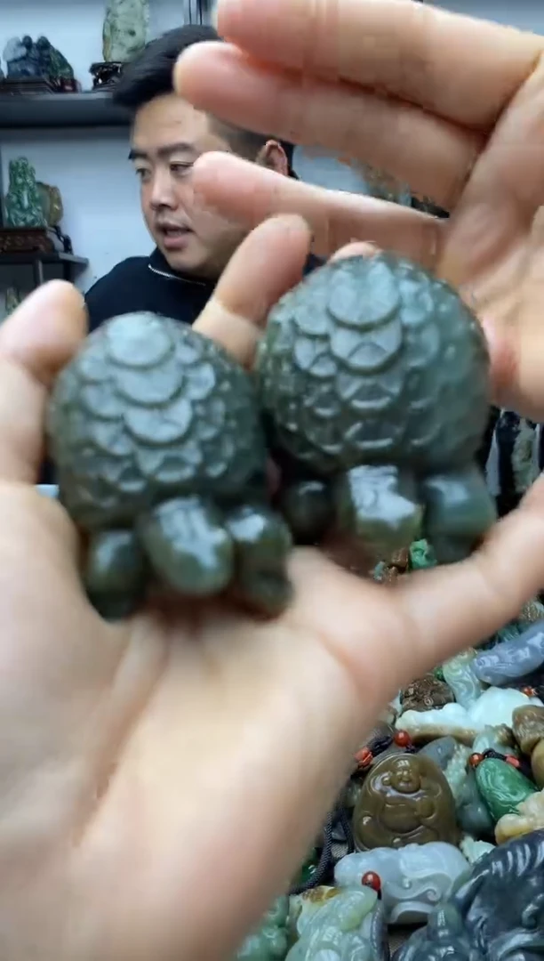 未镶嵌和田玉把件拍一发一 多样性发货