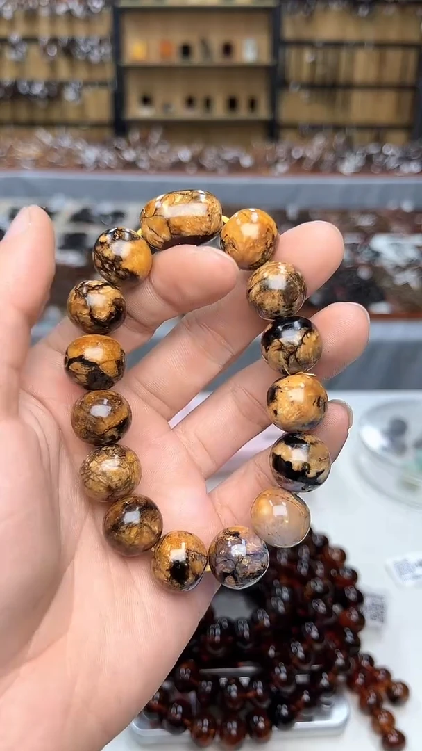 裸石琥珀未镶嵌抚顺琥珀14+多样性发其一