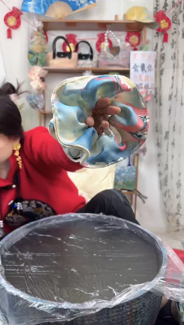 铁合金布艺深蓝加玫红小蛮腰