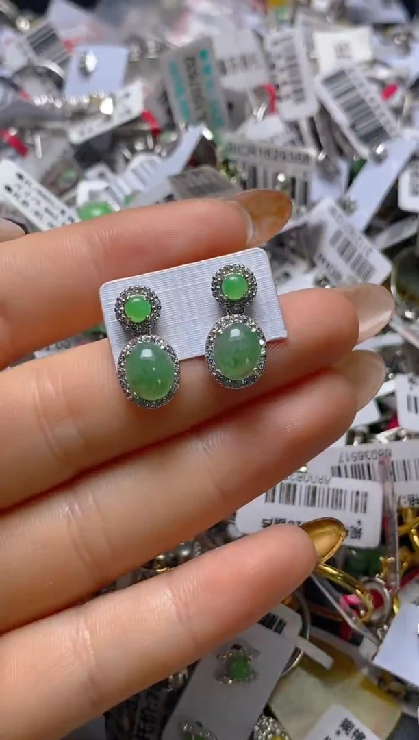 银S925镶嵌戒指翡翠百内无证书