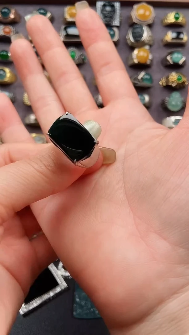 银S925镶嵌戒指翡翠纯天然