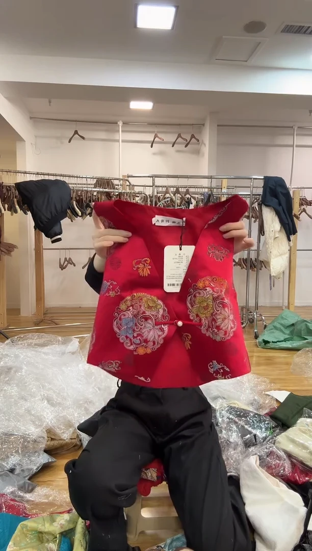 马甲  M 105斤以里