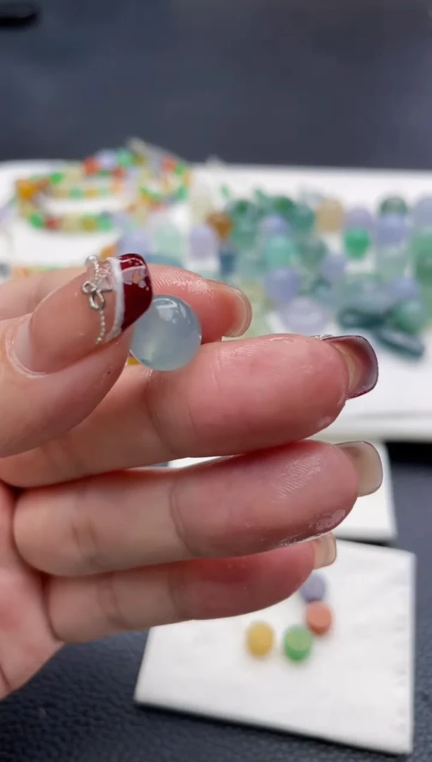 【闪购商品】定制翡翠未镶嵌珠子