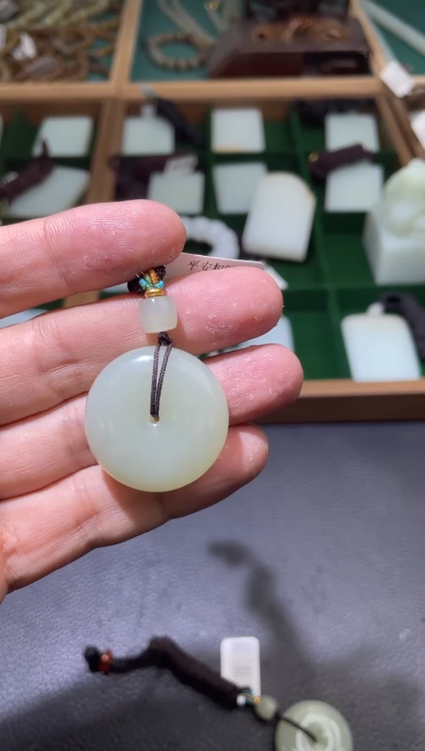未镶嵌和田玉挂件平安扣30