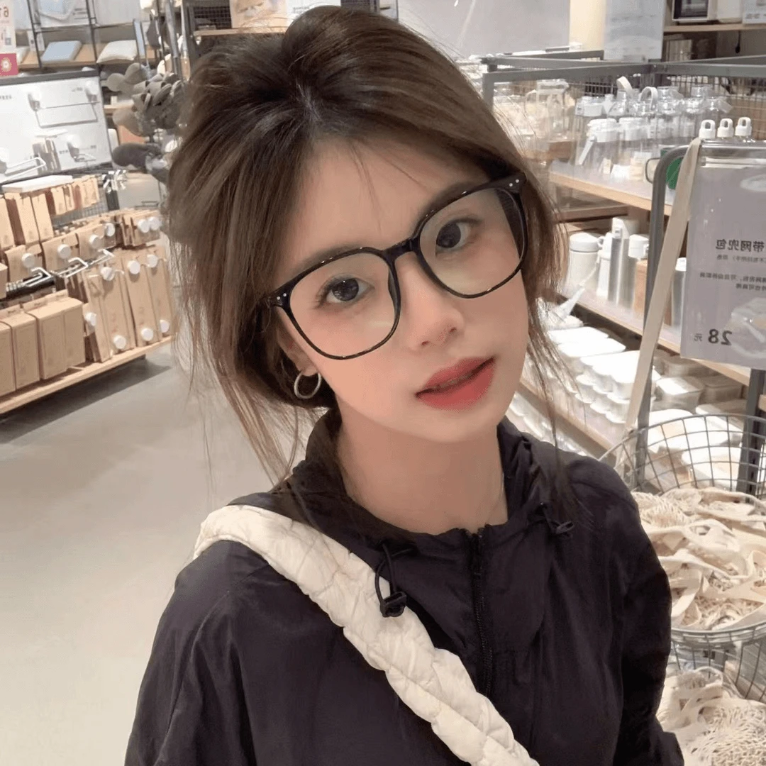 小红书爆款可爱系自拍神器显瘦眼镜男女高颜值百搭网红素颜平光镜