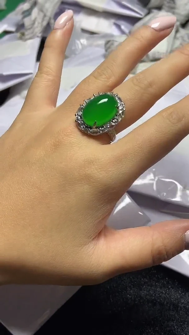 无非金属满色吊坠，所见即所得！