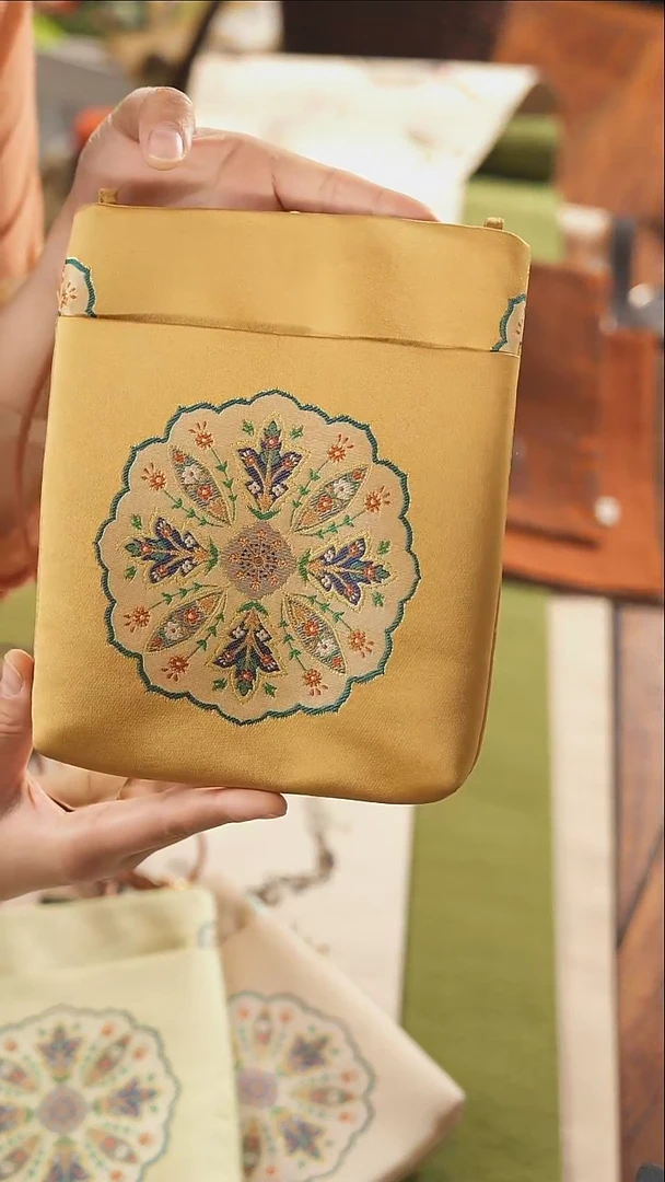 手机袋············