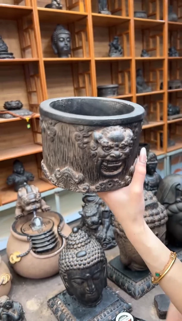 陶土【火山泥】兽头纹鼎