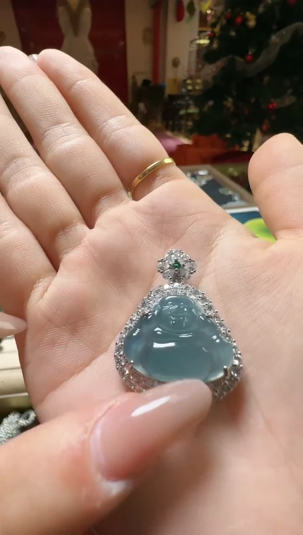 【闪购商品】翡翠吊坠(不含链)未镶嵌翡翠