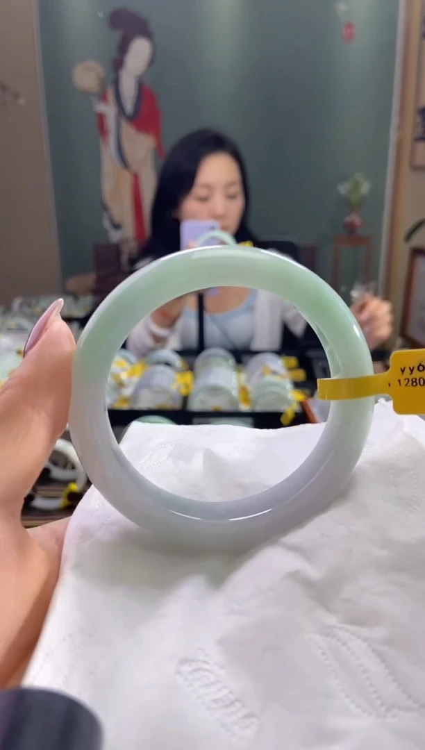 未镶嵌手镯翡翠56.9圈口t