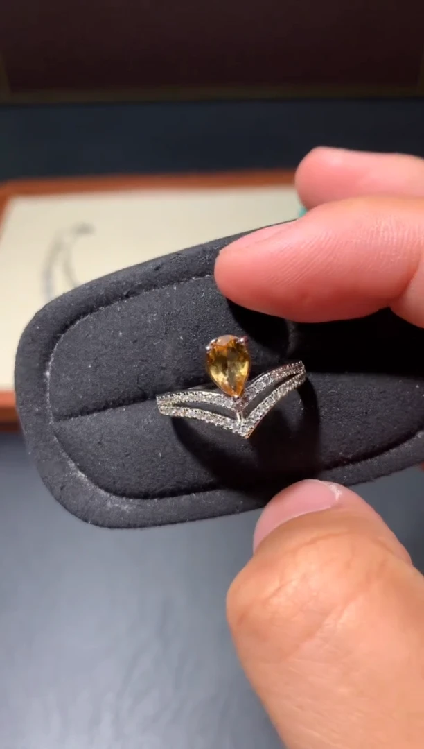 未镶嵌戒指水晶J89