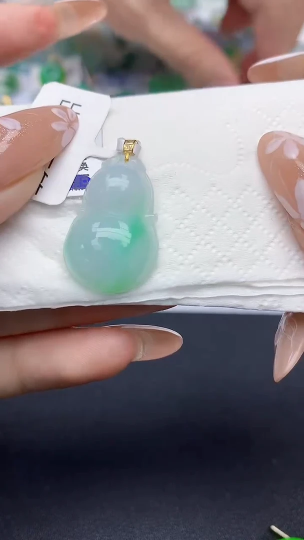 颈饰18K金镶嵌翡翠天然缅甸a货翡翠百元以上9元证书费自理