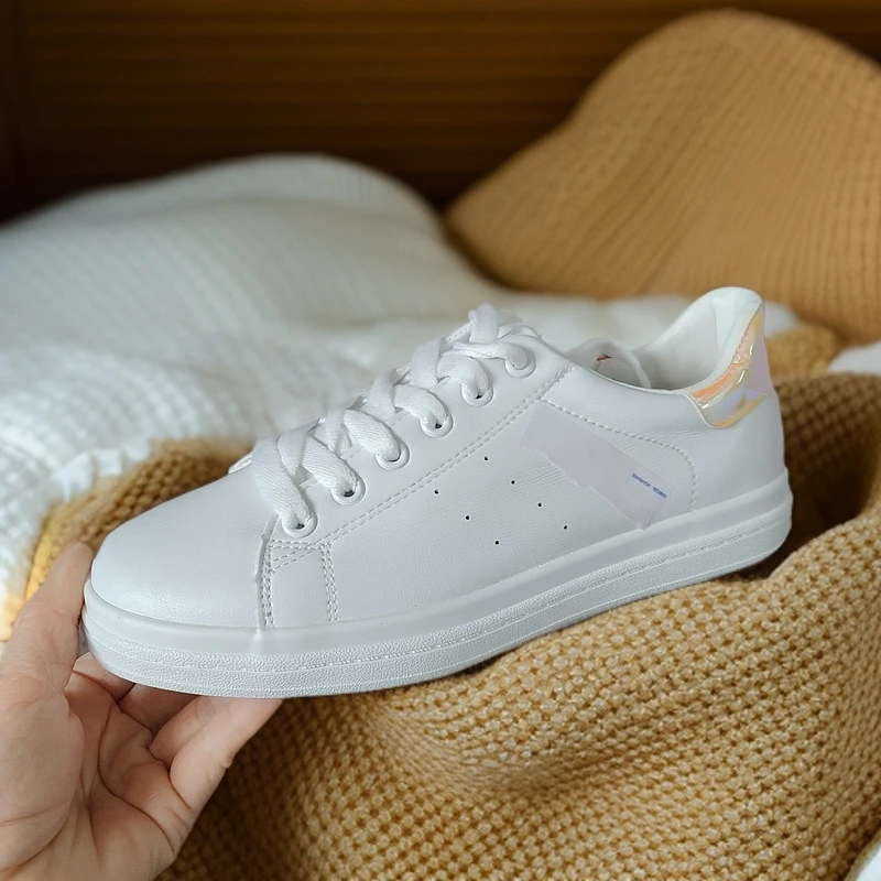 0001猴  简约休闲板鞋