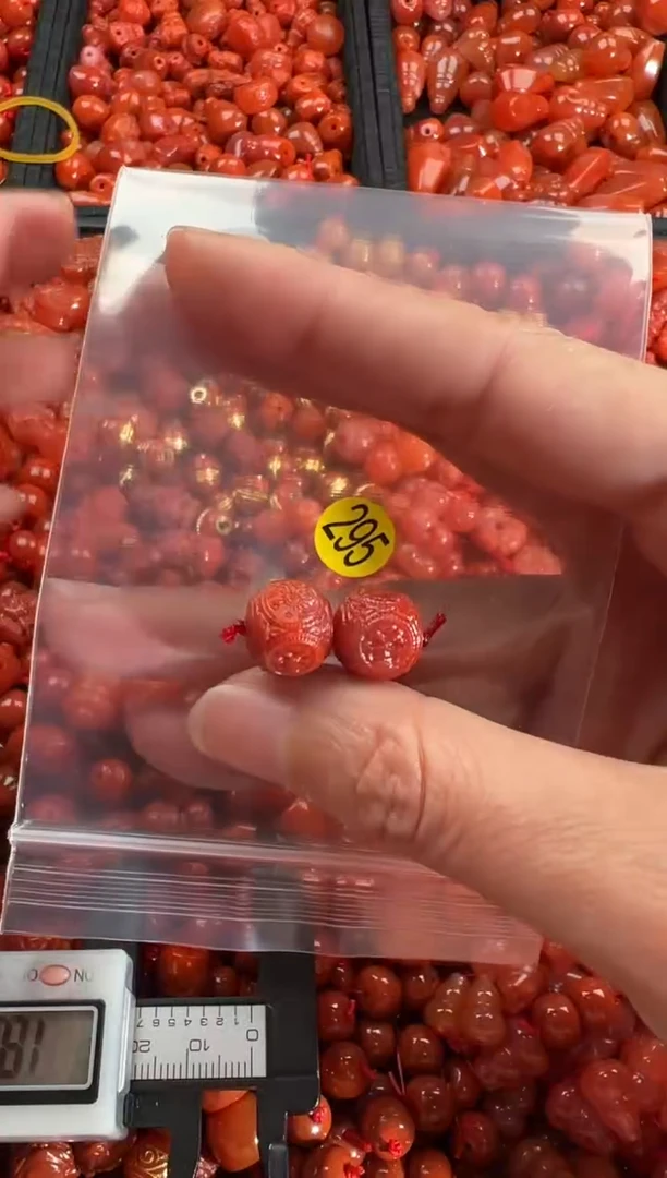 【闪购商品】南红玛瑙颈饰未镶嵌1