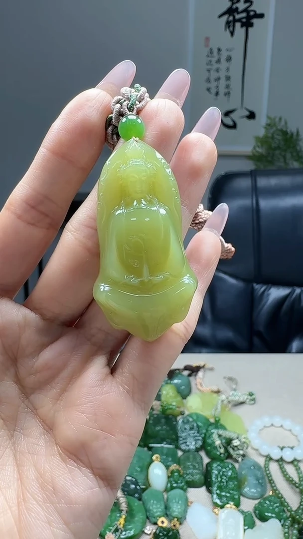 未镶嵌和田玉挂件1