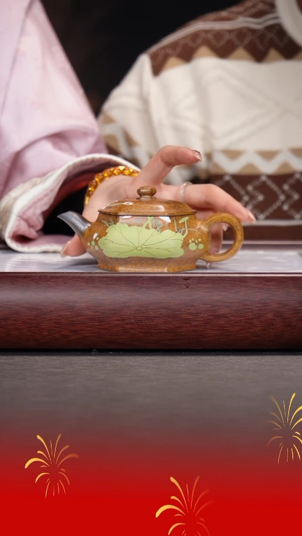 【闪购商品】紫砂茶宠王志刚/羊脂玉砂/六方明炉/240cc