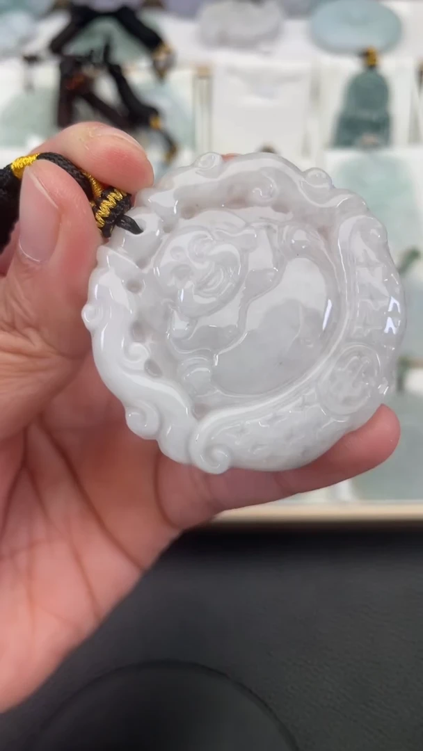 颈饰未镶嵌翡翠天然缅甸翡翠A货420