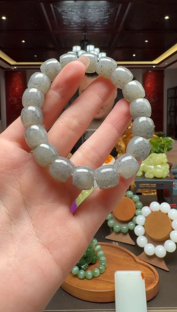 未镶嵌和田玉挂件qh12