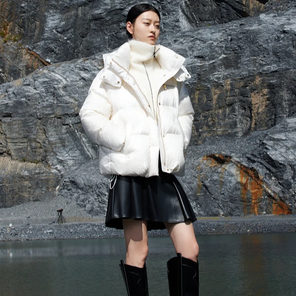 824Y825短款宽松连帽韩版白鸭绒羽绒服女款