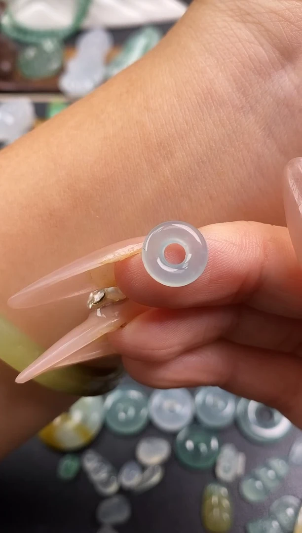 颈饰未镶嵌翡翠甜甜圈