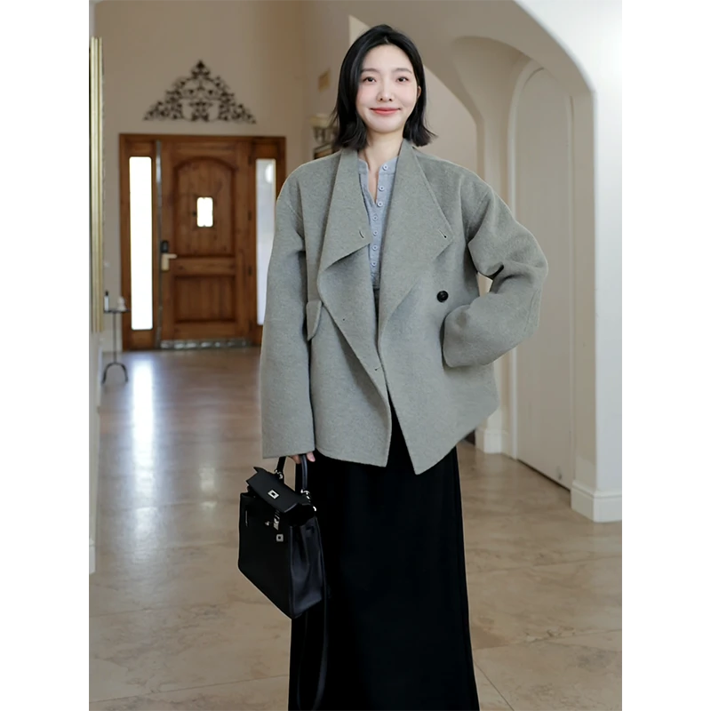 郭九九呢 100%羊毛荡领宽松落肩袖短双面呢大衣 G924M19562