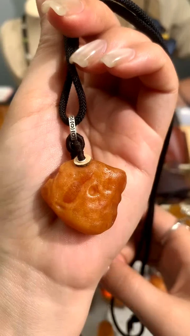 【闪购商品】蜜蜡裸石未镶嵌似玉