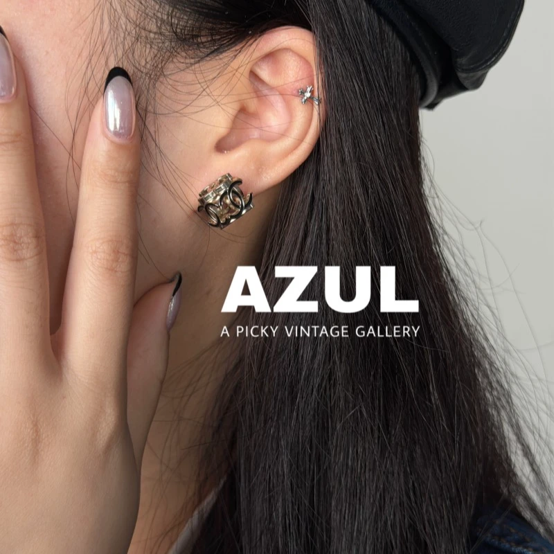 95新 Chanel/香奈儿 Azul - 22K黑金珐琅镂空方块双C耳钉/51724