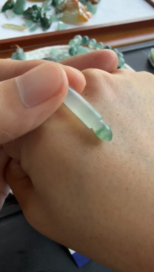 未镶嵌定制翡翠毛笔