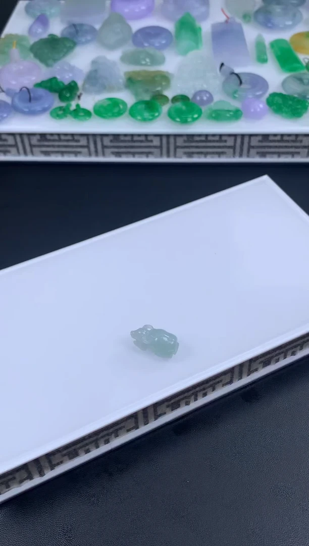 【闪购商品】定制翡翠未镶嵌翡翠