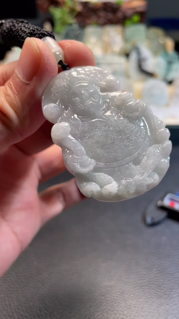 颈饰未镶嵌翡翠11/08/081