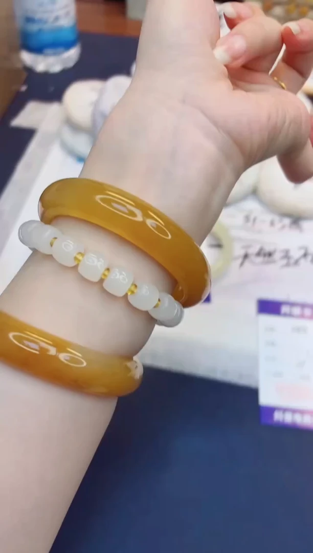 未镶嵌手镯石英质玉389-财气镯-圈口60