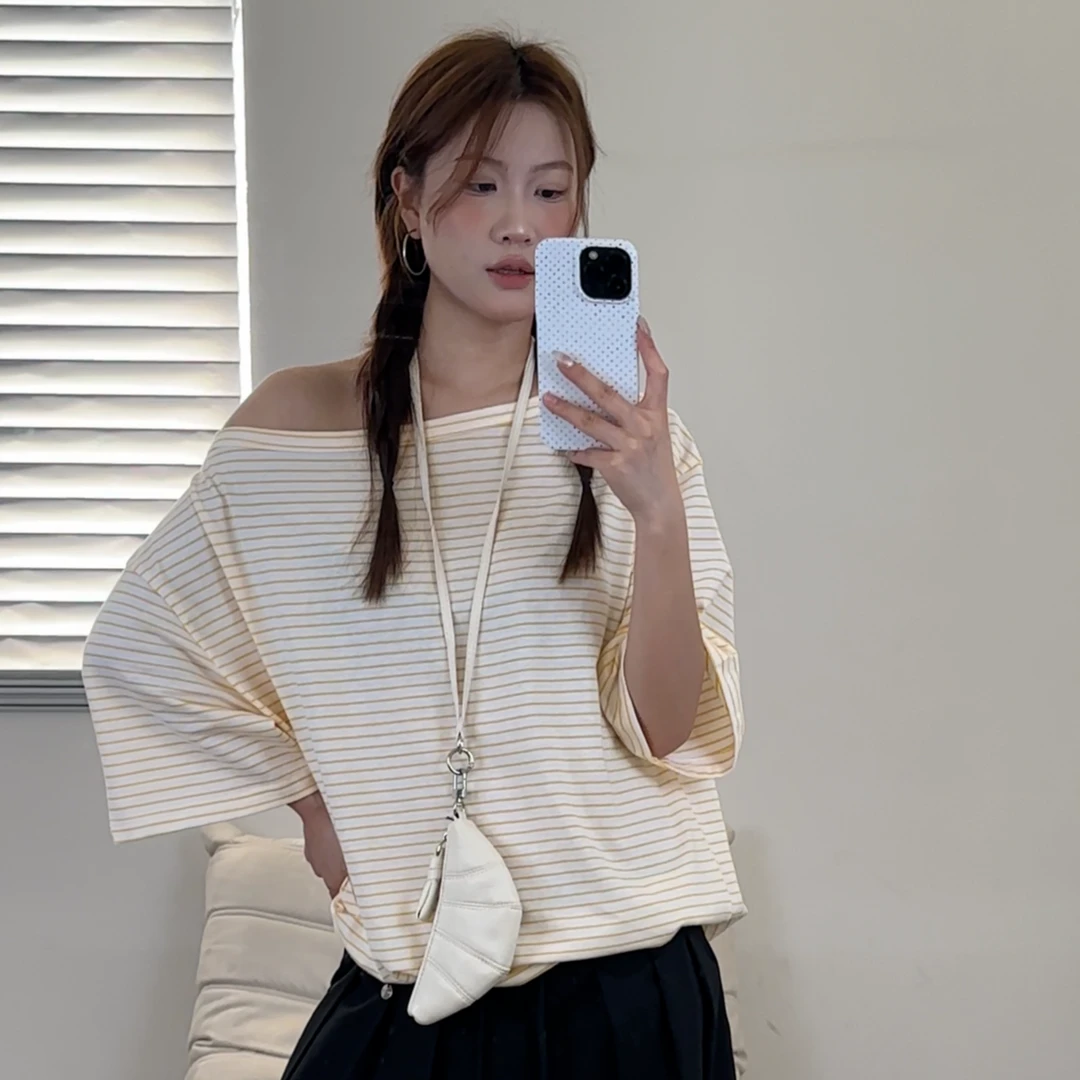 【逸语服饰】2025夏季韩系斜肩条纹T恤女百搭一字领短袖T恤女
