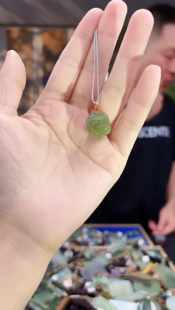 和田玉未镶嵌挂件拍一发一多样性发货