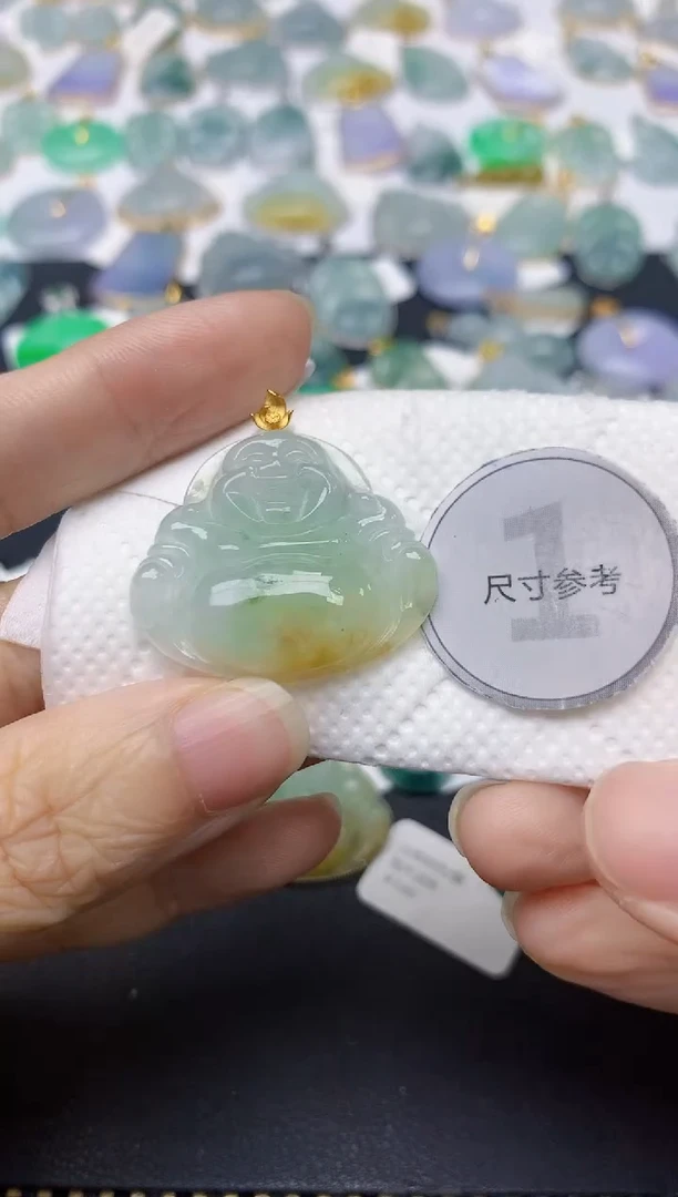 翡翠18K金镶嵌颈饰天然缅甸A货翡翠