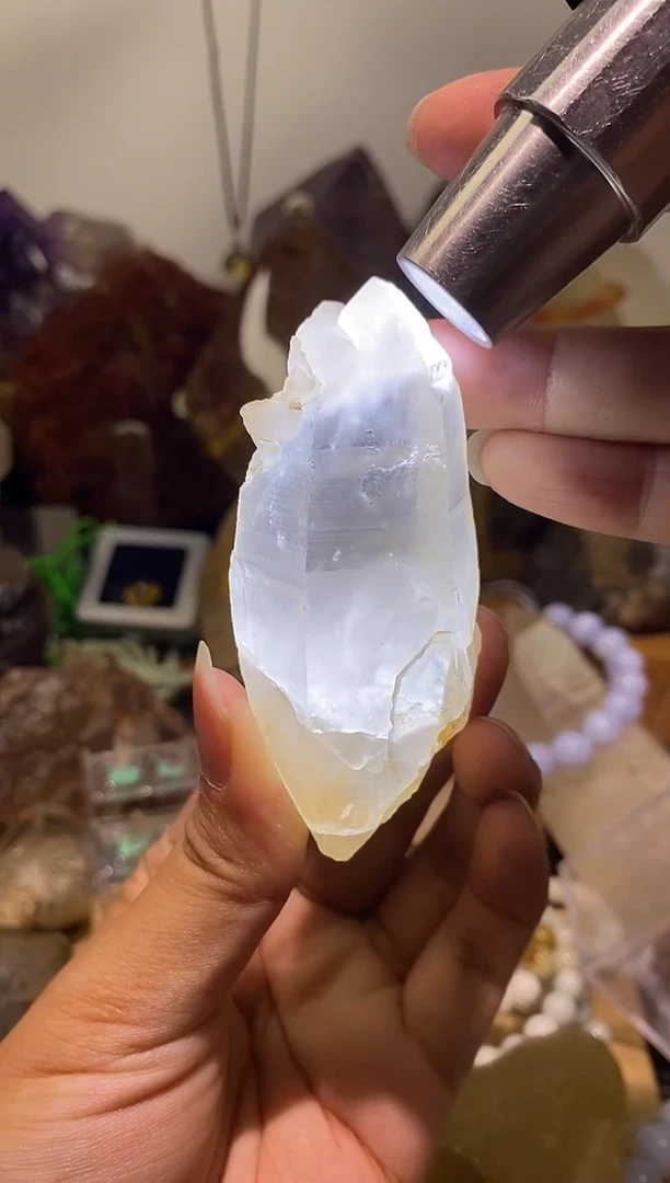 水晶珠宝半成品未镶嵌77号 130克喜马水晶柱