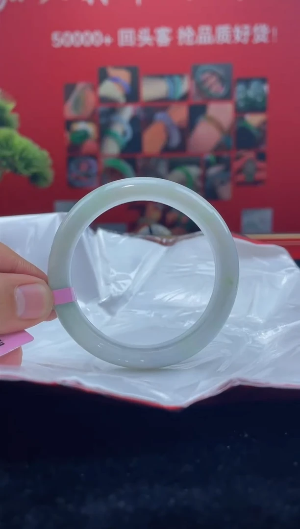 翡翠手镯未镶嵌手镯5