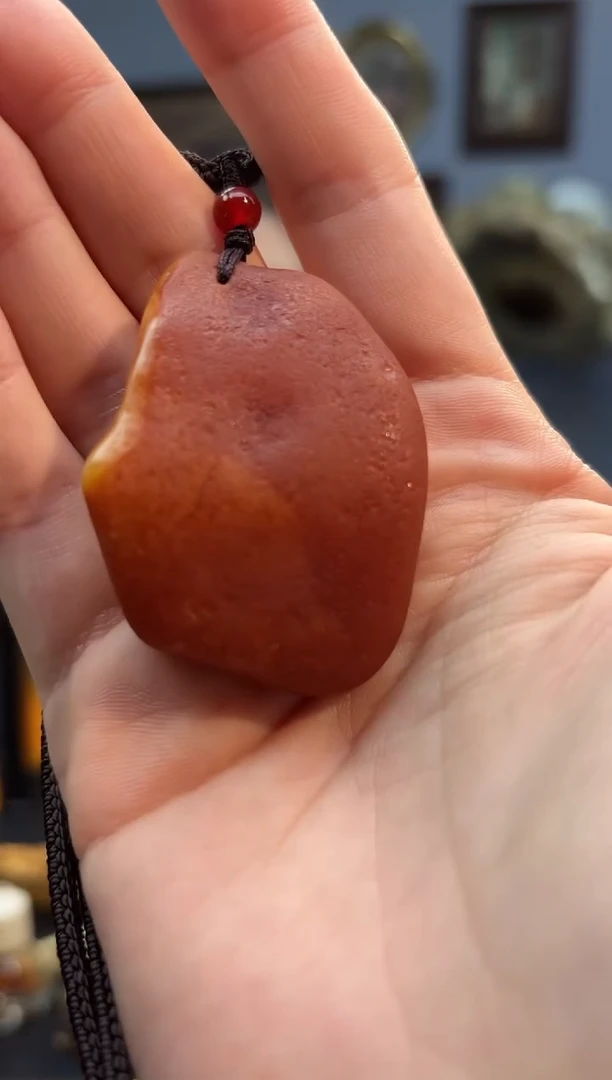 琥珀颈饰未镶嵌吊坠