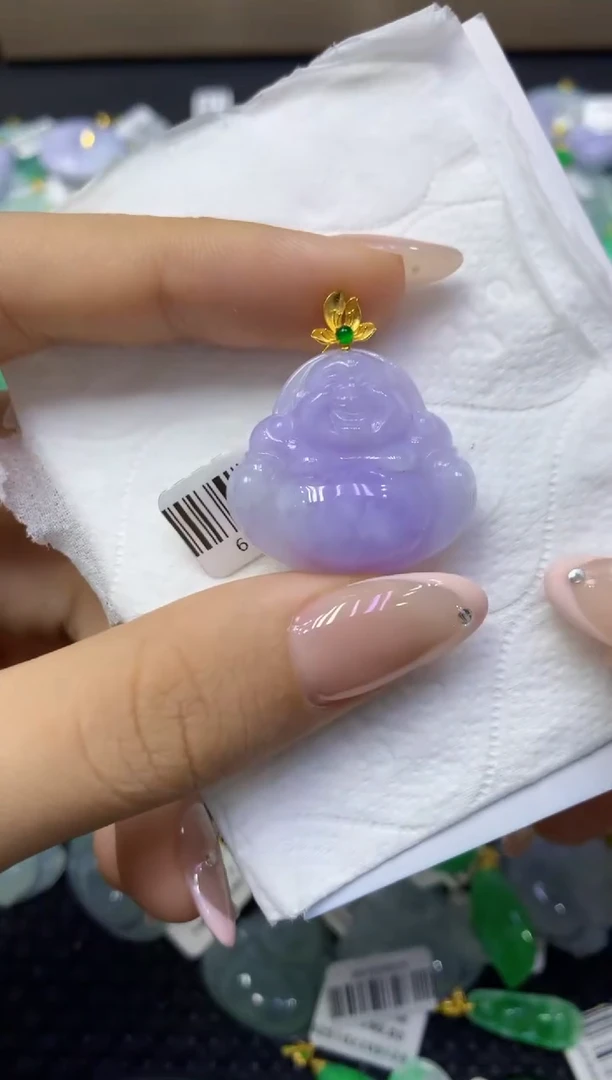 颈饰18K金镶嵌翡翠天然缅甸翡翠A货