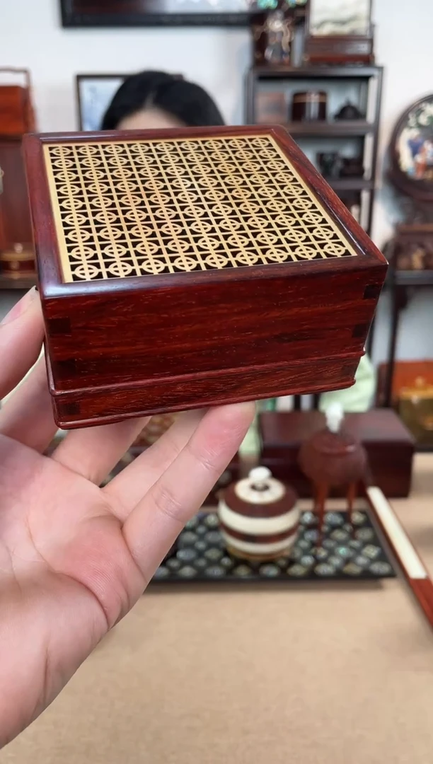 紫檀木类成套家具香盒